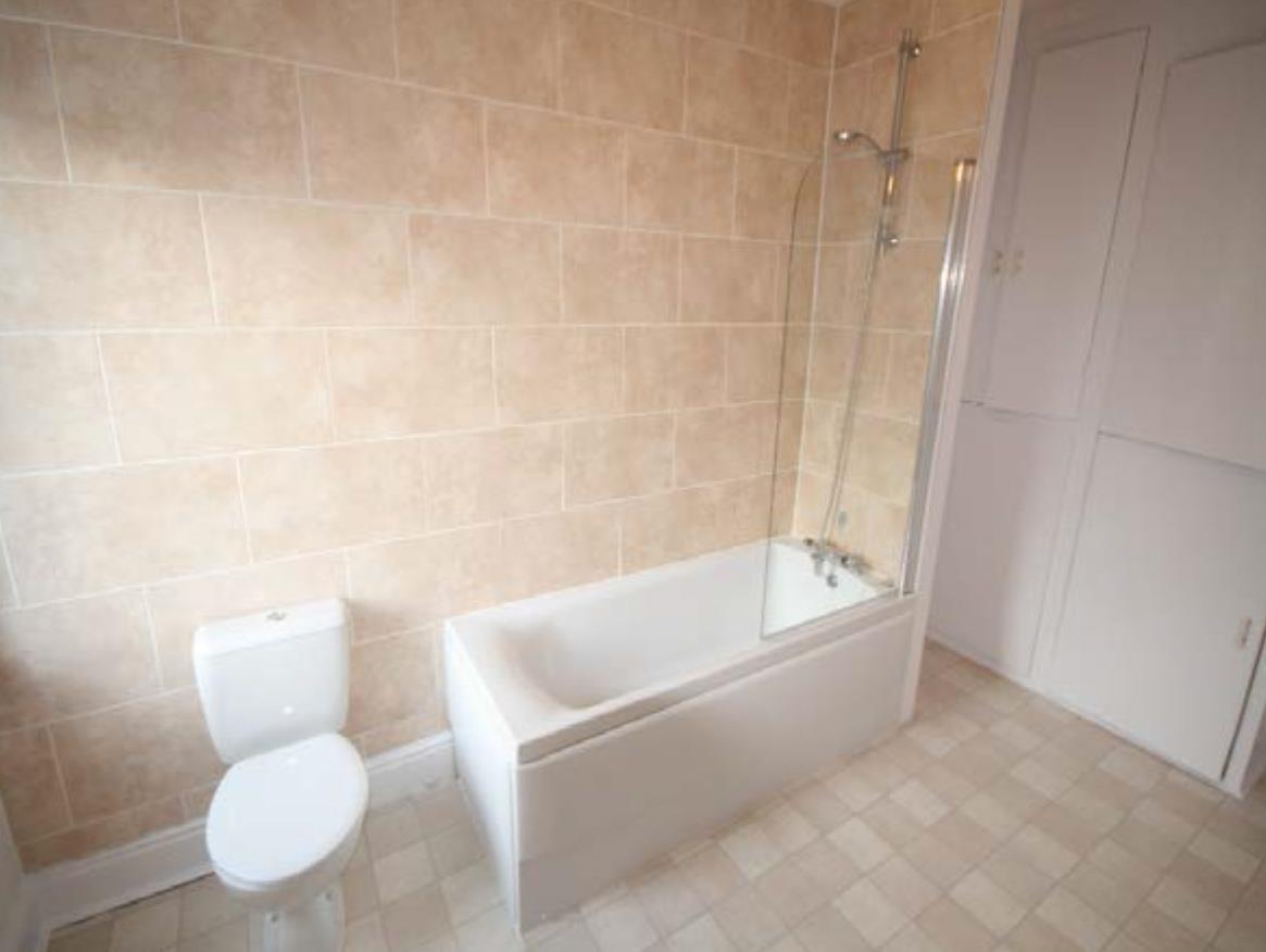 4 bedroom terraced house To Let in Barnoldswick - 12oakterracebarnoldswick-10.jpg